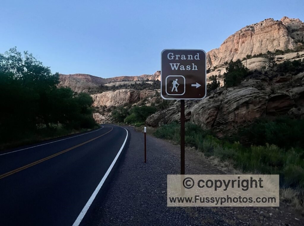 2-Day Capitol Reef Loop: Walking Rt24 between Lower Spring Canyon and Grand Wash Trailhead